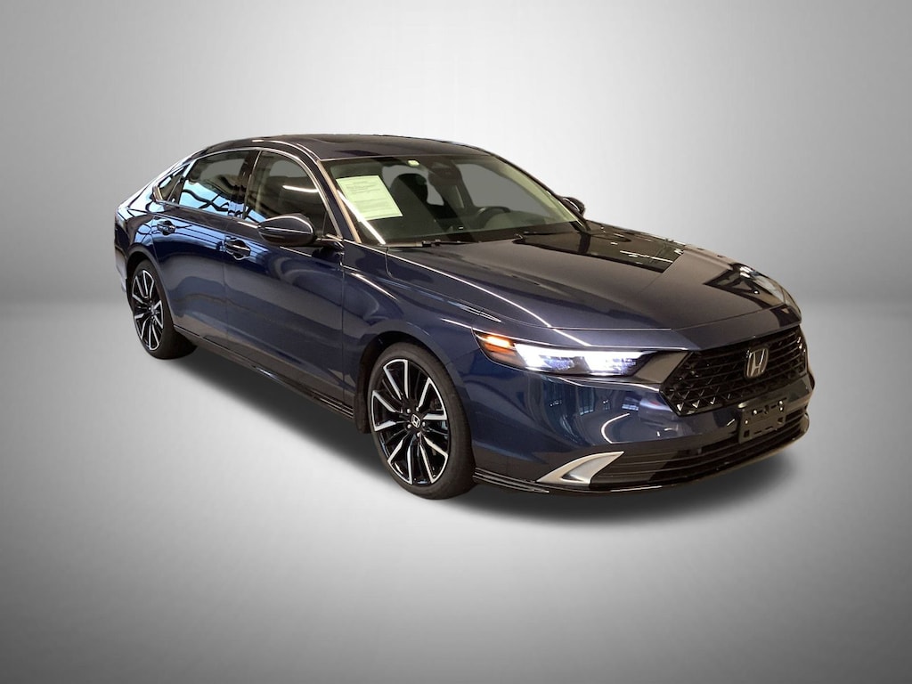 Used 2023 Honda Accord Hybrid Touring w/BSI Sedan