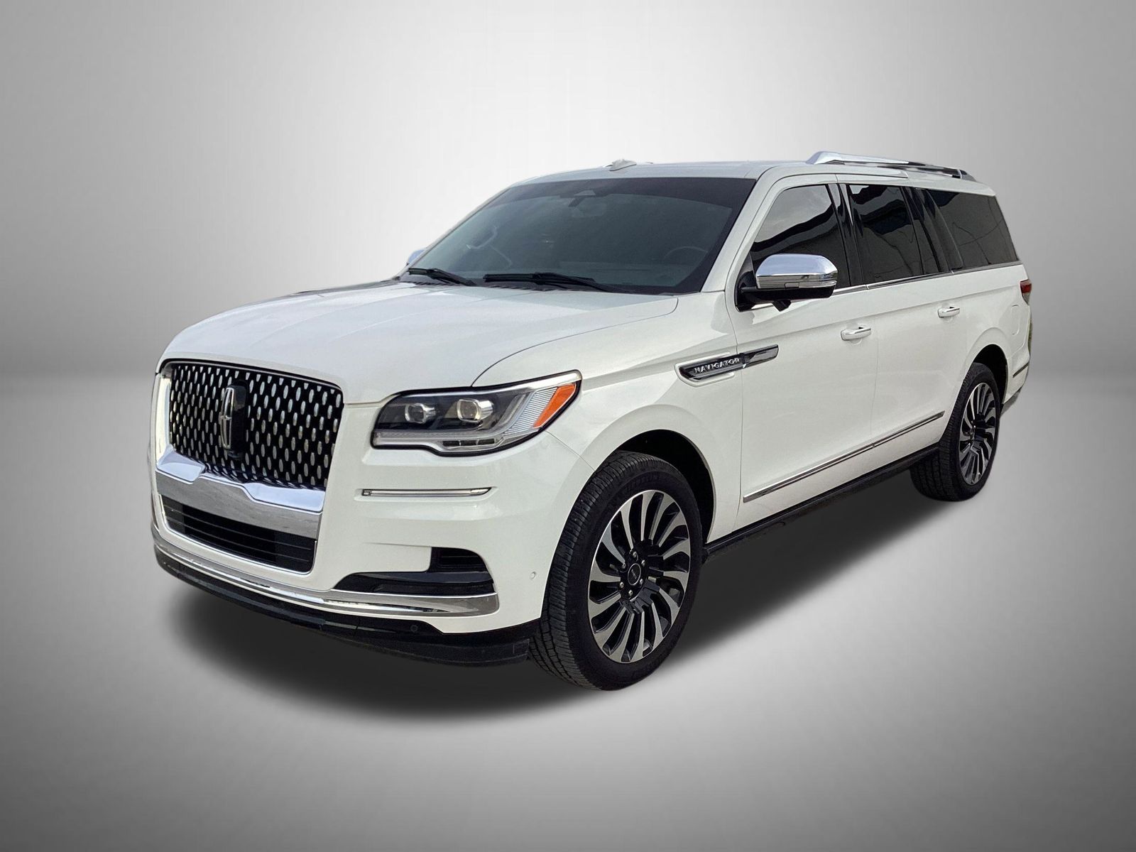 2022 Lincoln Navigator Black Label L's photo