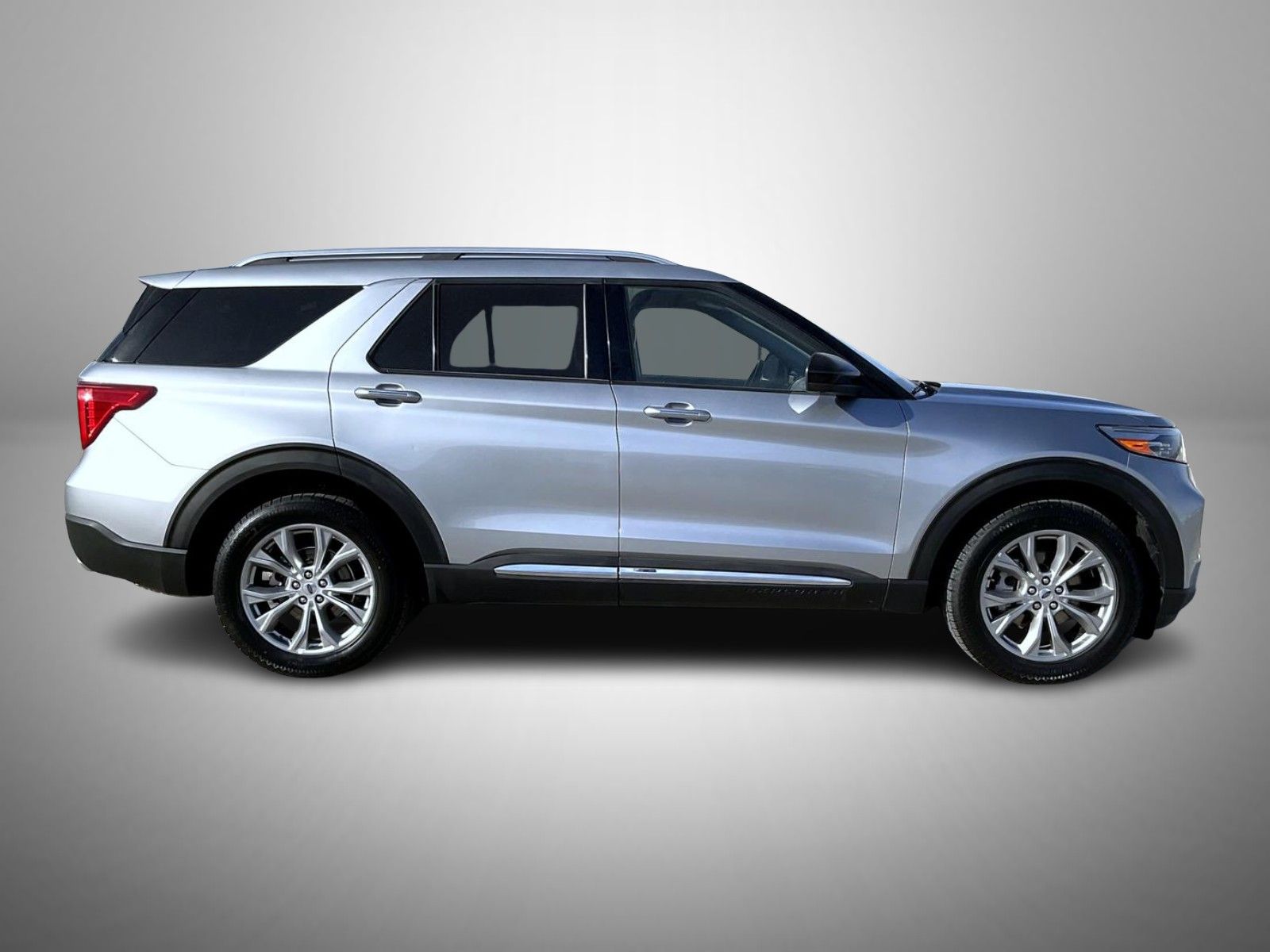 2023 Ford Explorer Limited photo 4