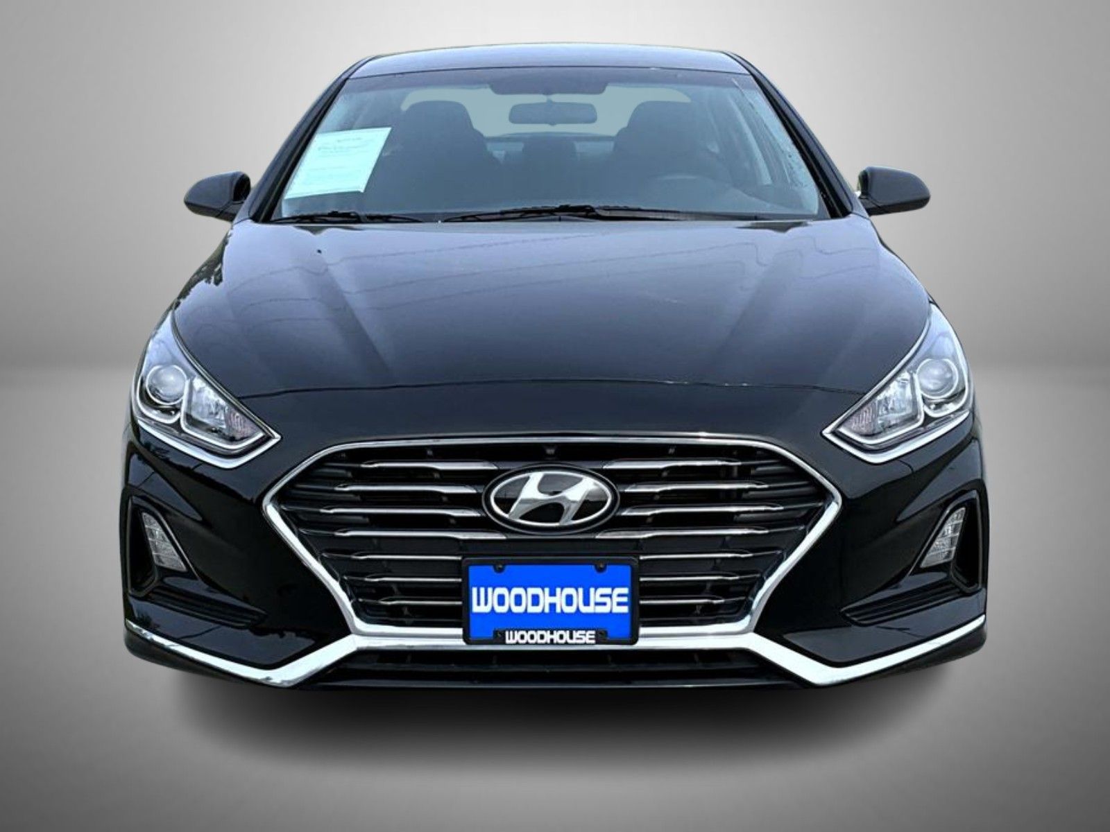2019 Hyundai Sonata SE photo 2