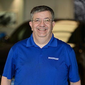Staff member Charles Arends from ID_7de2447297b5