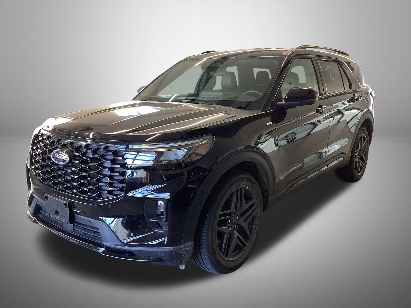 2025 Ford Explorer ST-LINE's photo