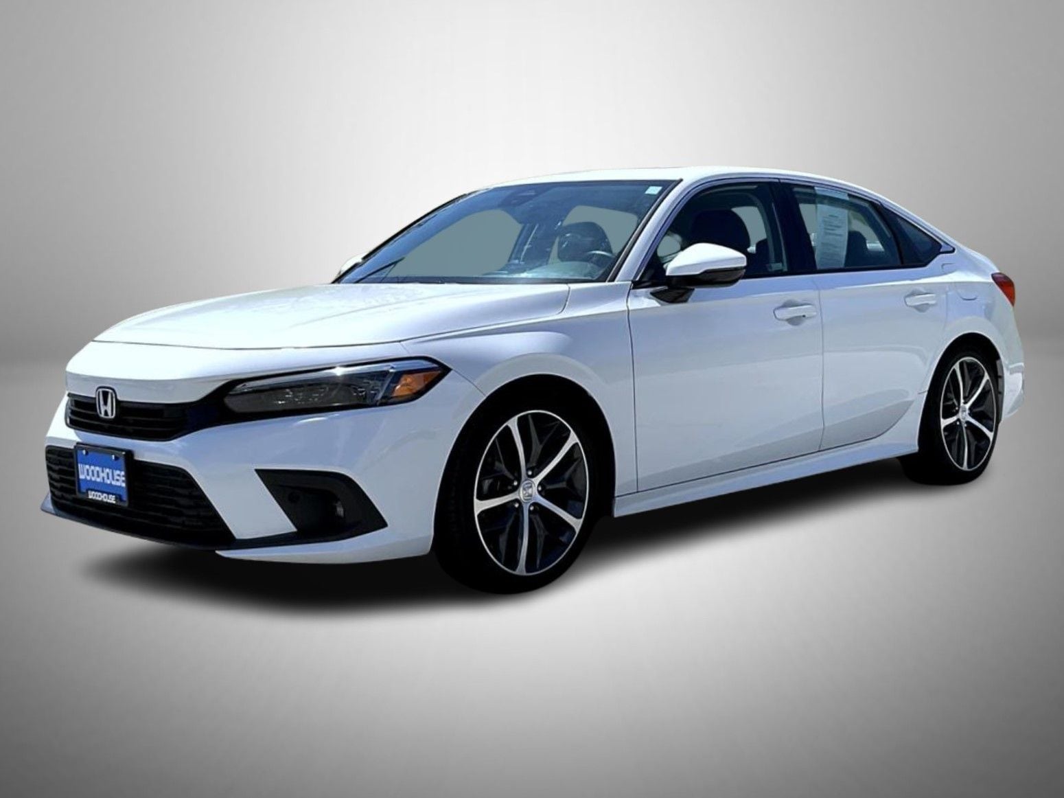 2024 Honda Civic Touring CVT's photo