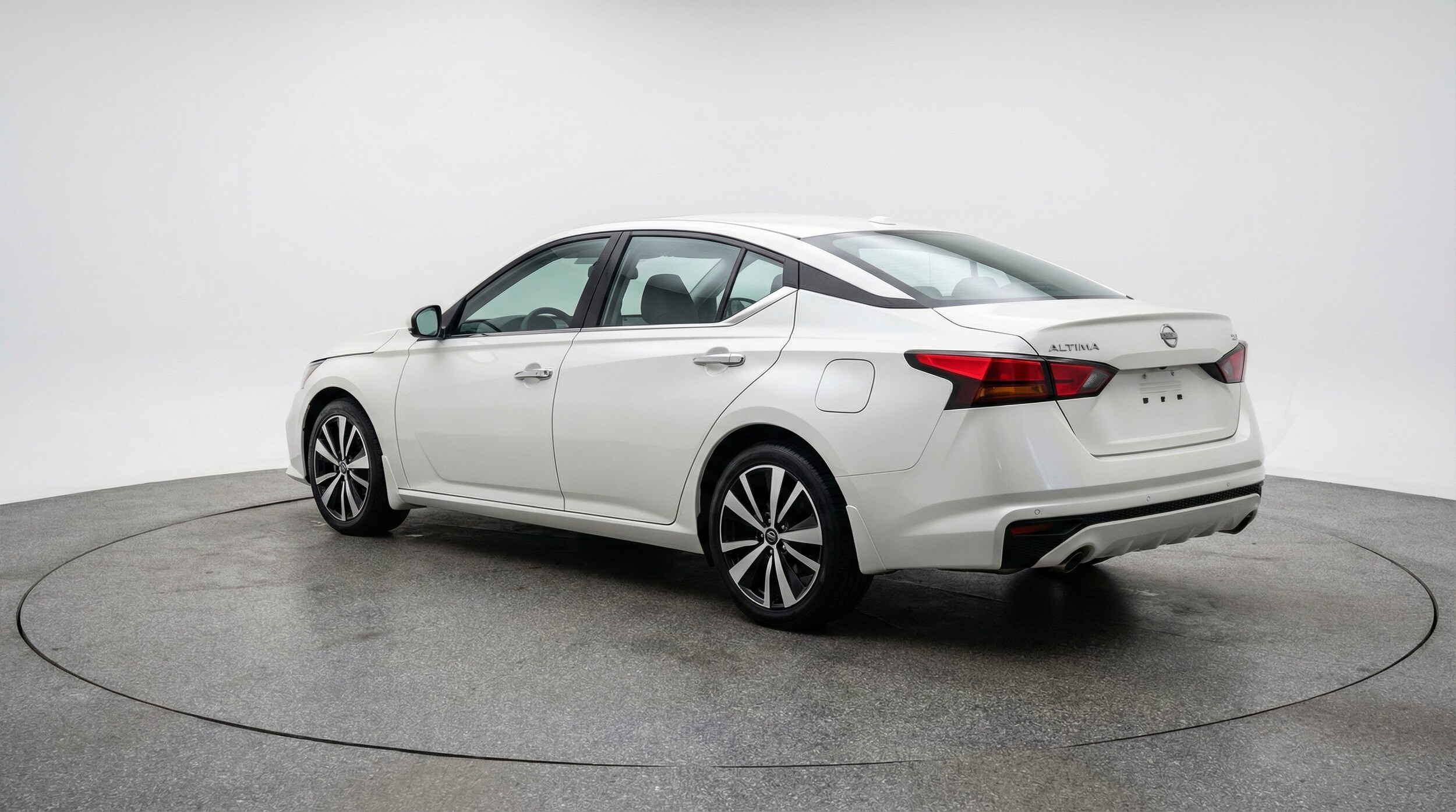 Thumbnail: 2025 Nissan Altima - 5