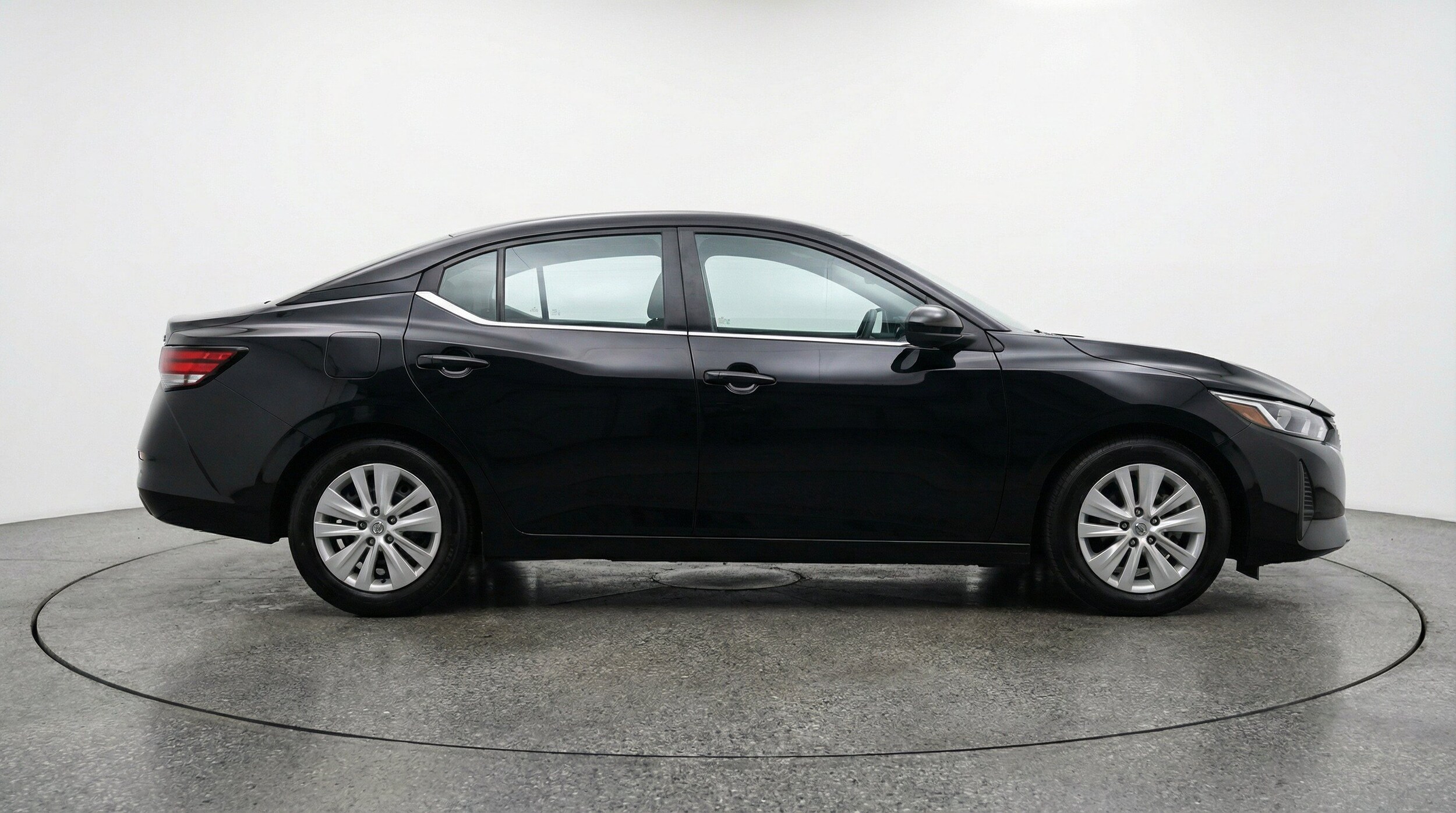 Thumbnail: 2025 Nissan Sentra - 11