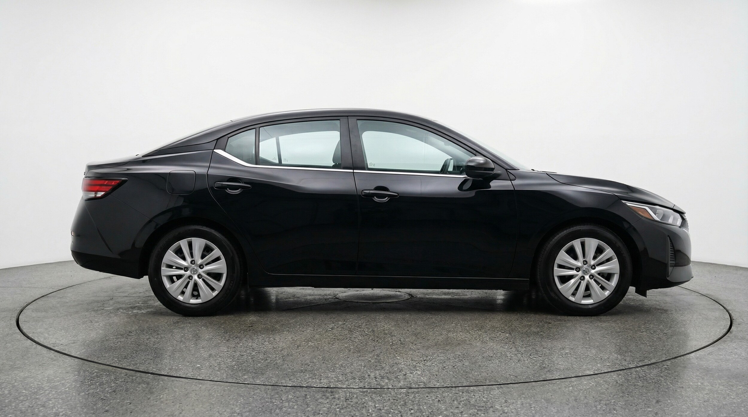 Thumbnail: 2025 Nissan Sentra - 8