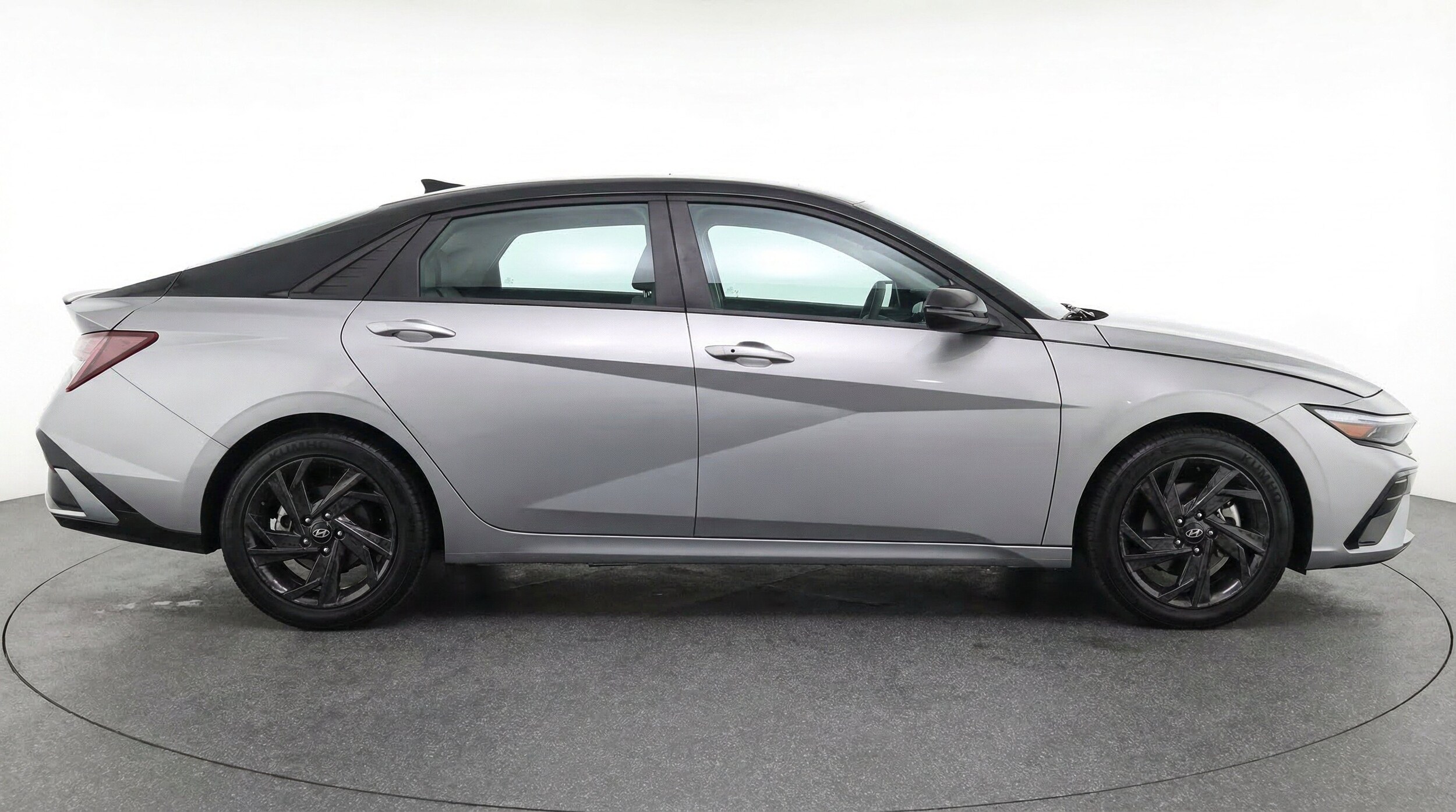 Thumbnail: 2026 Hyundai Elantra - 10