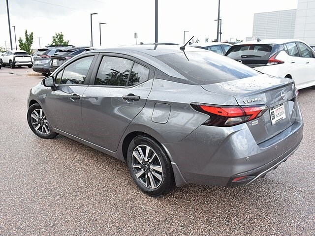 2025 Nissan Versa 1.6 S photo 3
