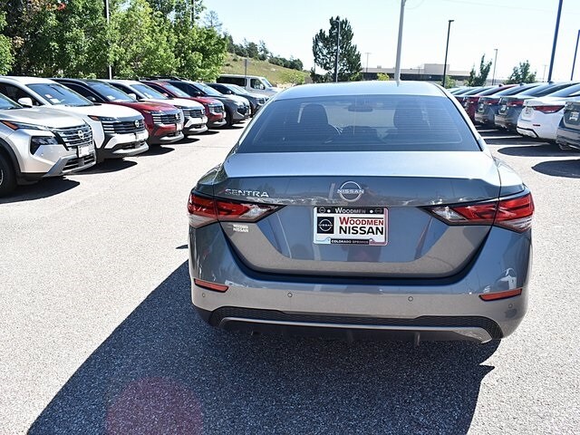 2025 Nissan Sentra S photo 3