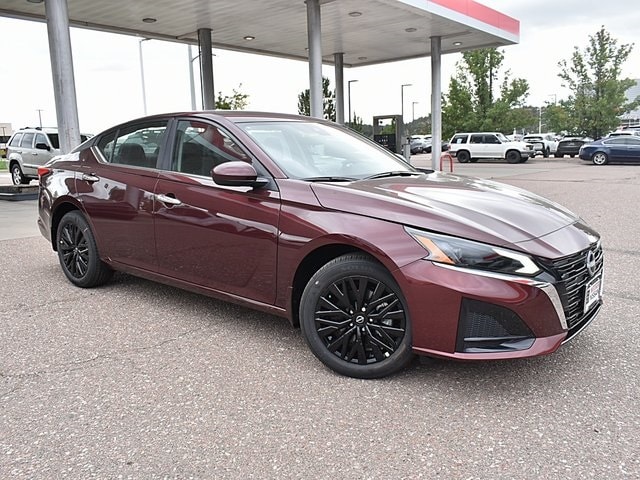 2025 Nissan Altima SV's photo