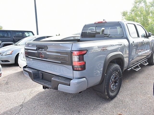 2026 Nissan Frontier PRO-4X photo 4