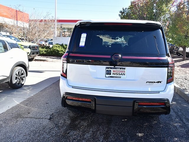 2026 Nissan Armada photo 3