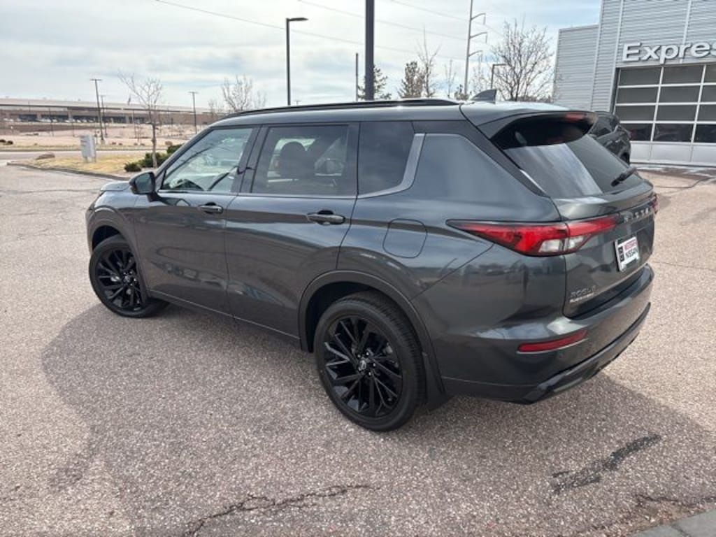 New 2026 Nissan Rogue Plug-In Hybrid Platinum SUV