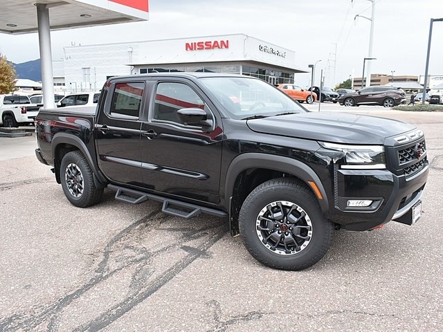 2026 Nissan Frontier PRO-4X's photo