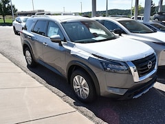 2025 Nissan Pathfinder SL SUV