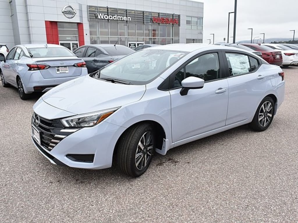 New 2025 Nissan Versa 1.6 SV Sedan