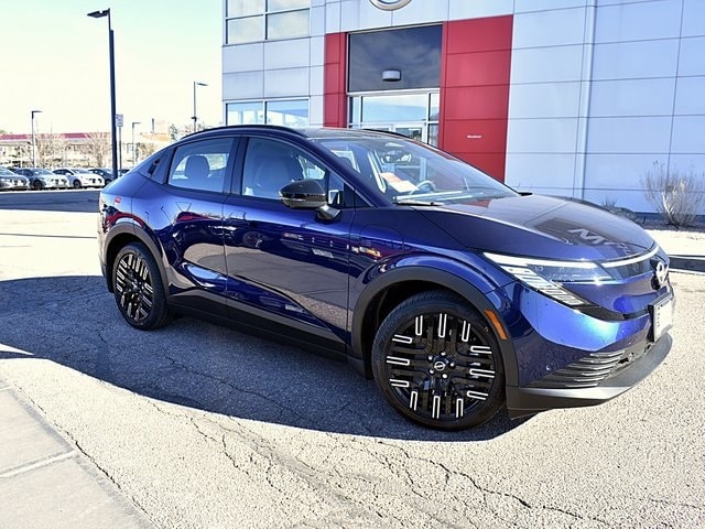 2026 Nissan LEAF Platinum+'s photo