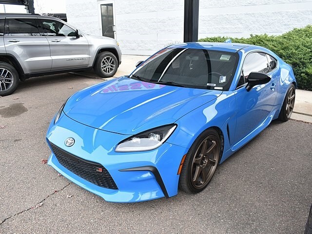 2022 Toyota GR86 Base photo 2