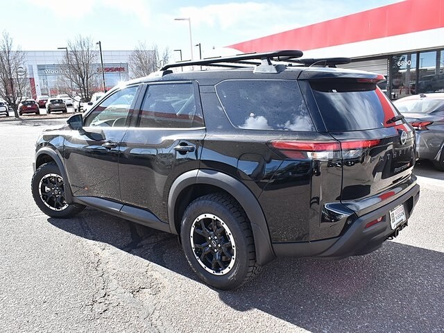 2025 Nissan Pathfinder Rock Creek photo 3