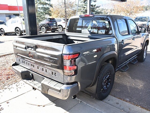 2026 Nissan Frontier PRO-4X photo 3