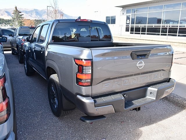 2026 Nissan Frontier SV photo 3