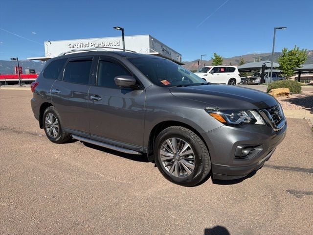 2020 Nissan Pathfinder SL 4WD's photo