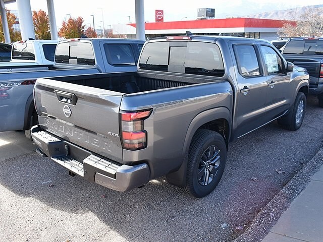2026 Nissan Frontier SV photo 4