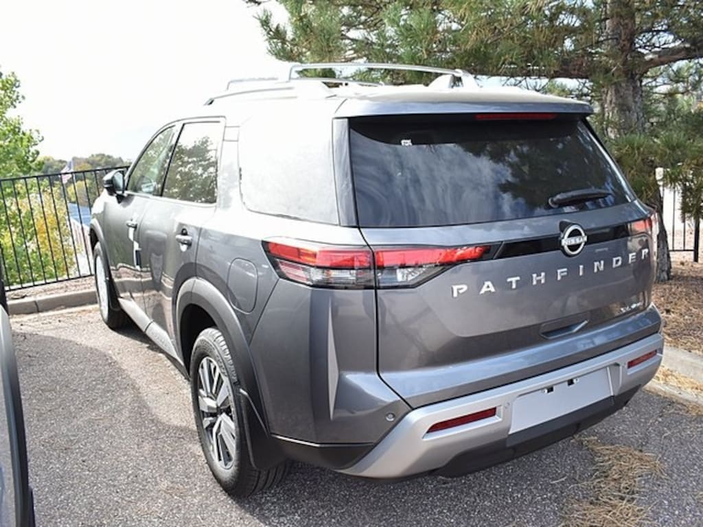 New 2025 Nissan Pathfinder SL SUV