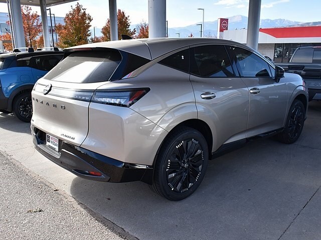 2026 Nissan Murano Platinum photo 3