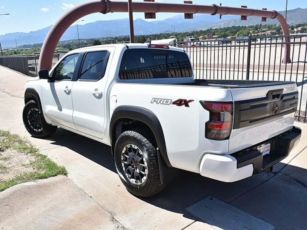 New 2025 Nissan Frontier PRO-4X Truck Crew Cab