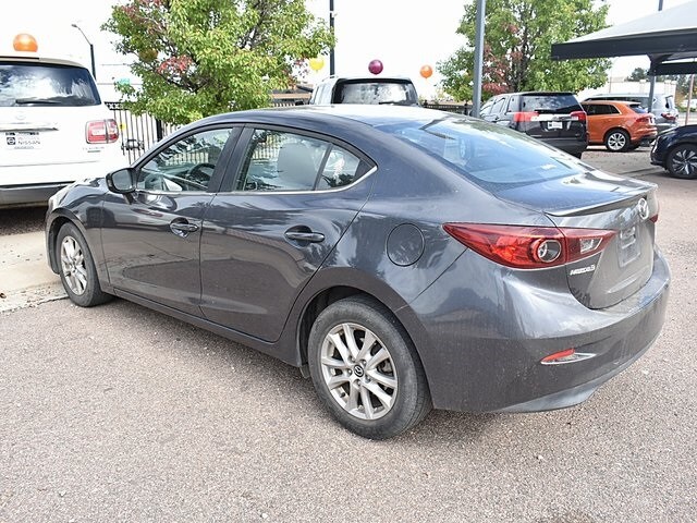 2016 Mazda Mazda3 Touring photo 3