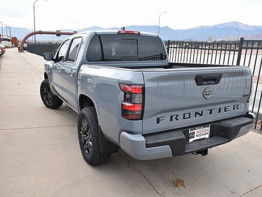 New 2026 Nissan Frontier SV Truck Crew Cab