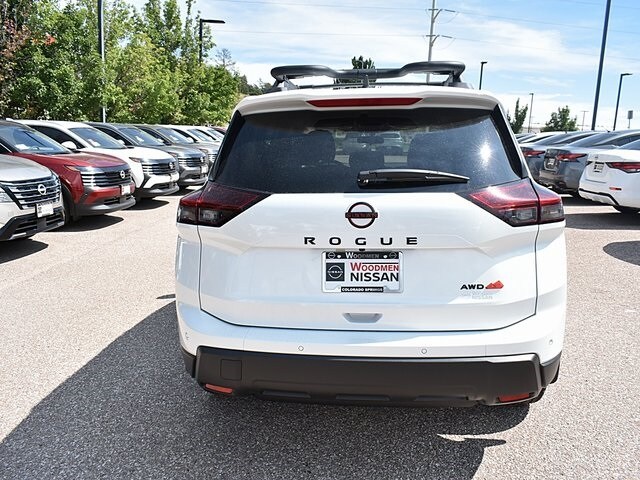 2026 Nissan Rogue SV photo 4