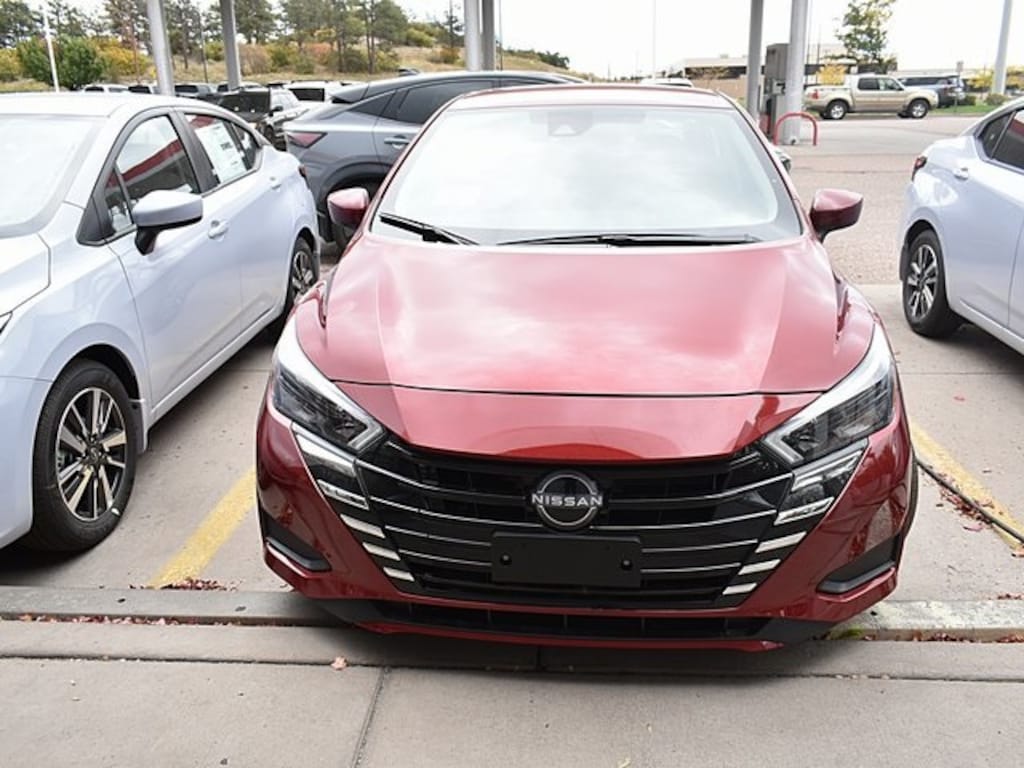 New 2025 Nissan Versa 1.6 SV Sedan