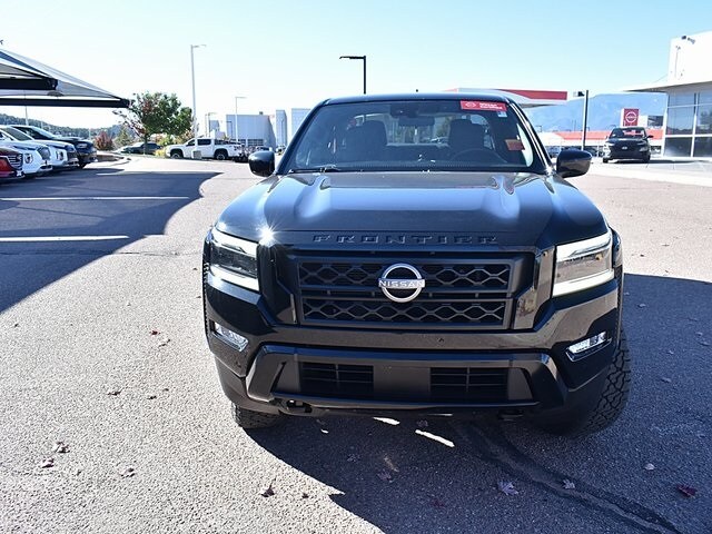 2023 Nissan Frontier SV photo 2