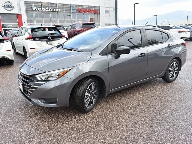 2025 Nissan Versa 1.6 S photo 2