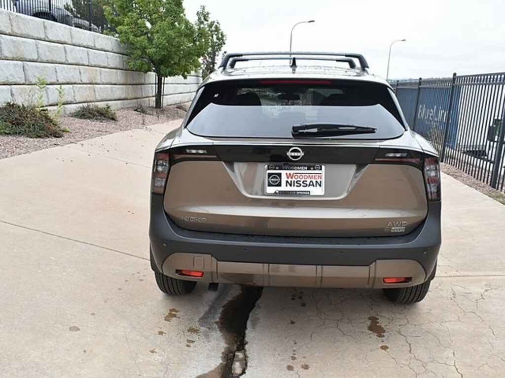 New 2026 Nissan Kicks SV SUV