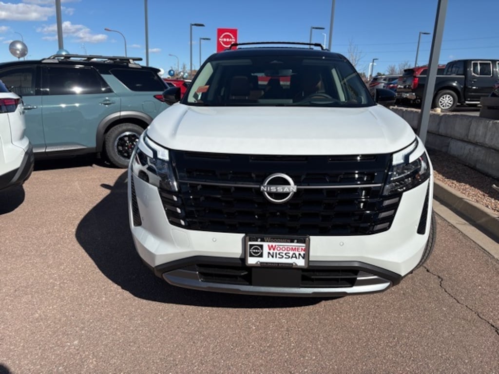 New 2026 Nissan Pathfinder Platinum SUV