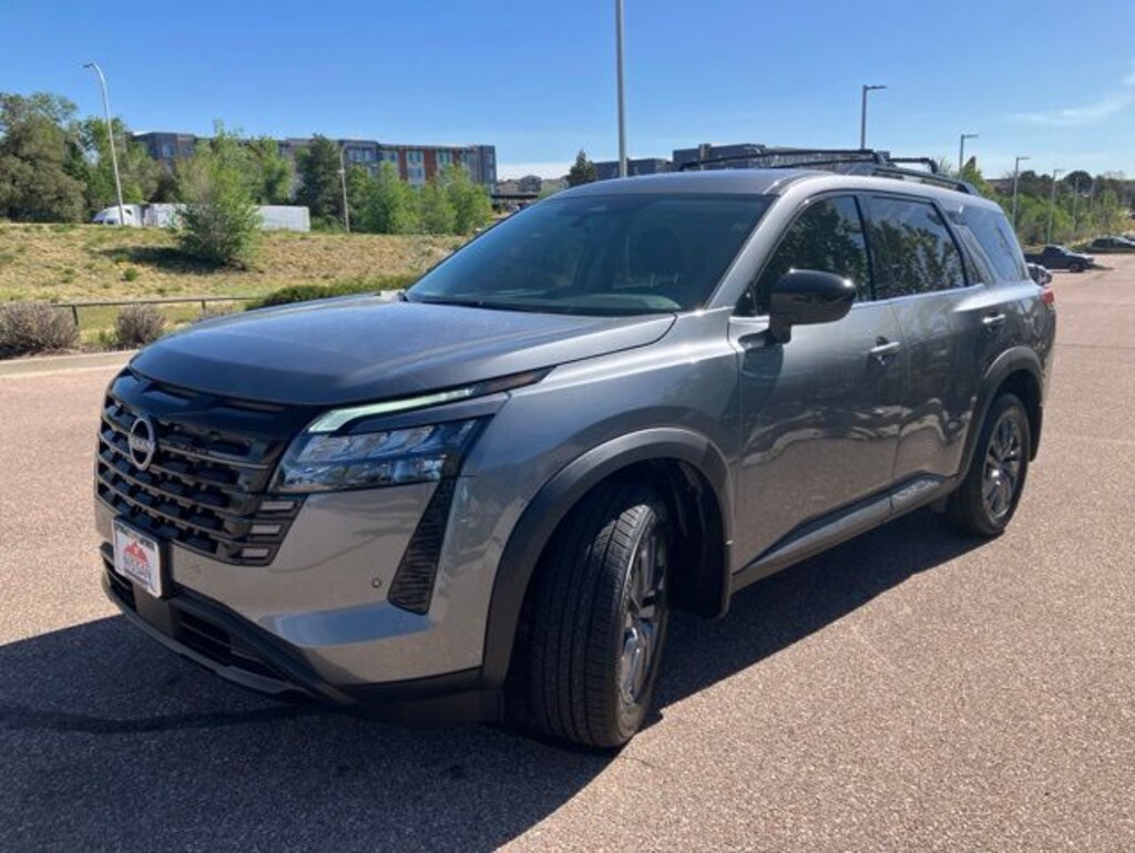 New 2026 Nissan Pathfinder SV SUV