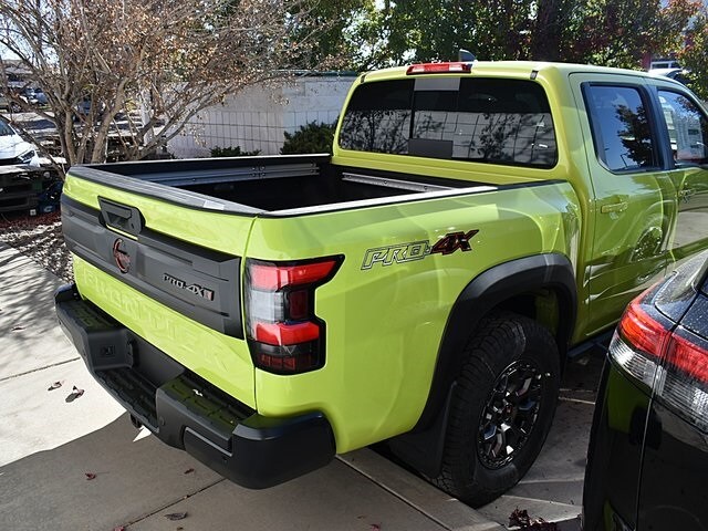 2026 Nissan Frontier PRO-4X photo 3