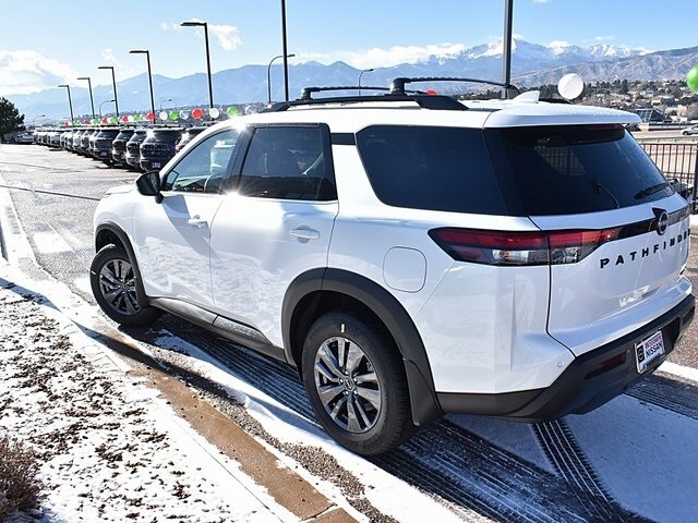 2026 Nissan Leaf S photo 4