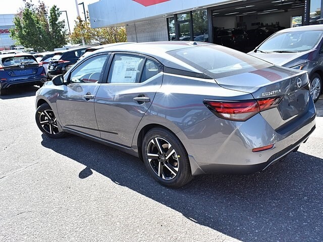 2025 Nissan Sentra SV photo 4