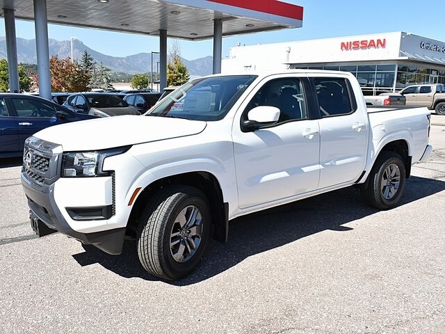 2025 Nissan Frontier SV photo 2