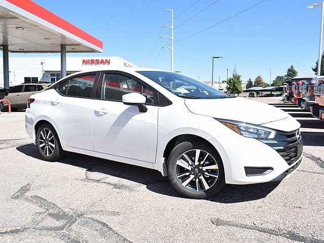 2025 Nissan Versa 1.6 SV