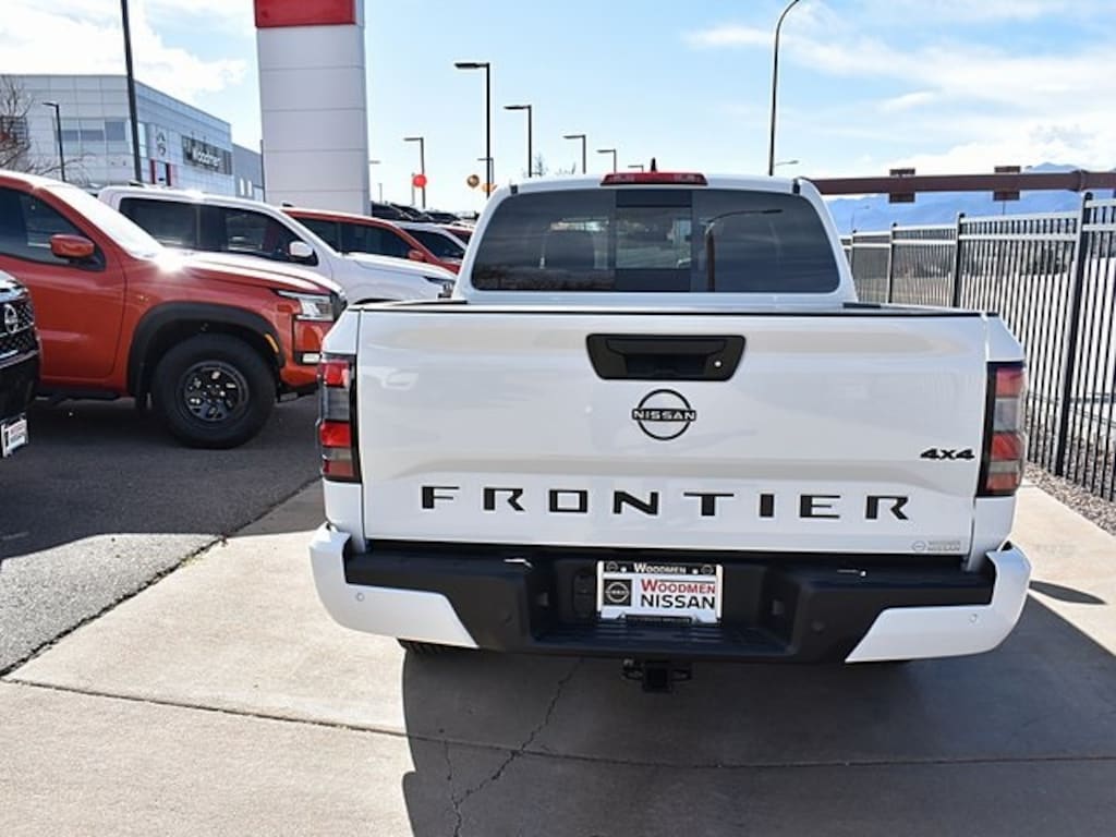 New 2026 Nissan Frontier SV Truck Crew Cab