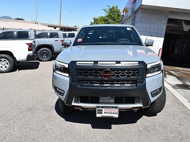 2025 Nissan Frontier PRO-4X photo 2