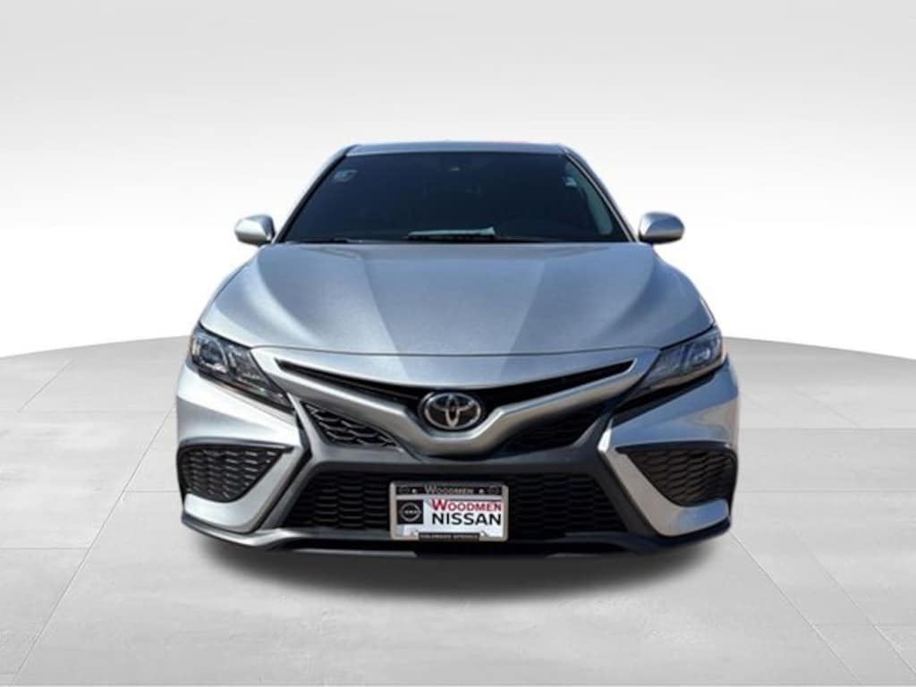 Used 2021 Toyota Camry SE Sedan