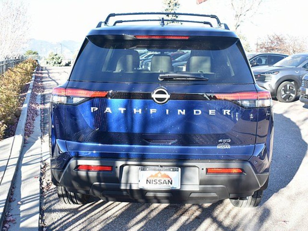 New 2025 Nissan Pathfinder SV SUV