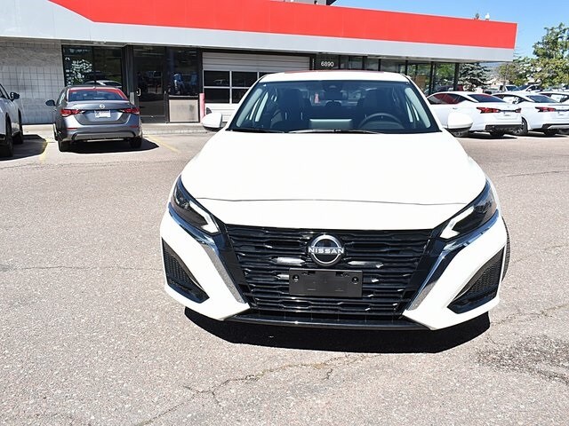 2025 Nissan Altima SV photo 2