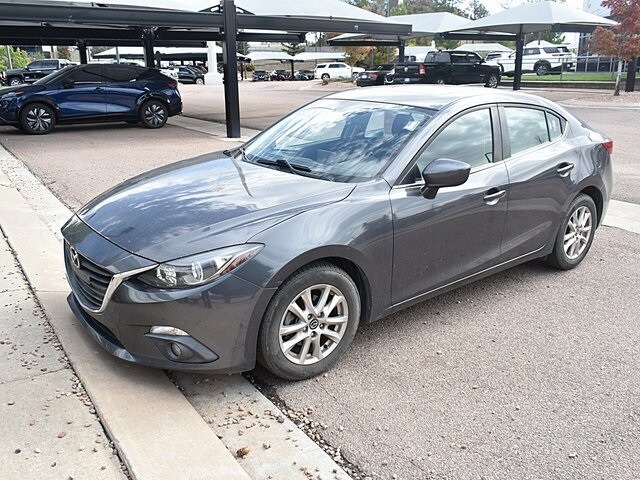2016 Mazda Mazda3 Touring photo 2